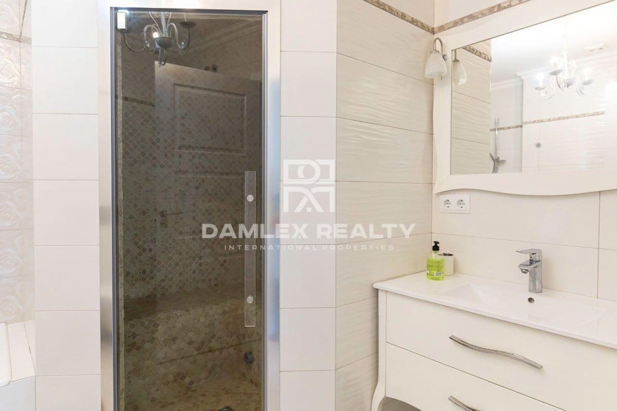 6 bedroom Villa for sale in Tossa de Mar with pool garage - € 2,850,000 (Ref: 6941362)