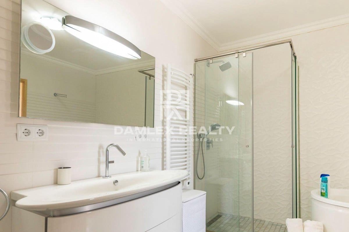 6 bedroom Villa for sale in Tossa de Mar with pool garage - € 2,850,000 (Ref: 6941362)