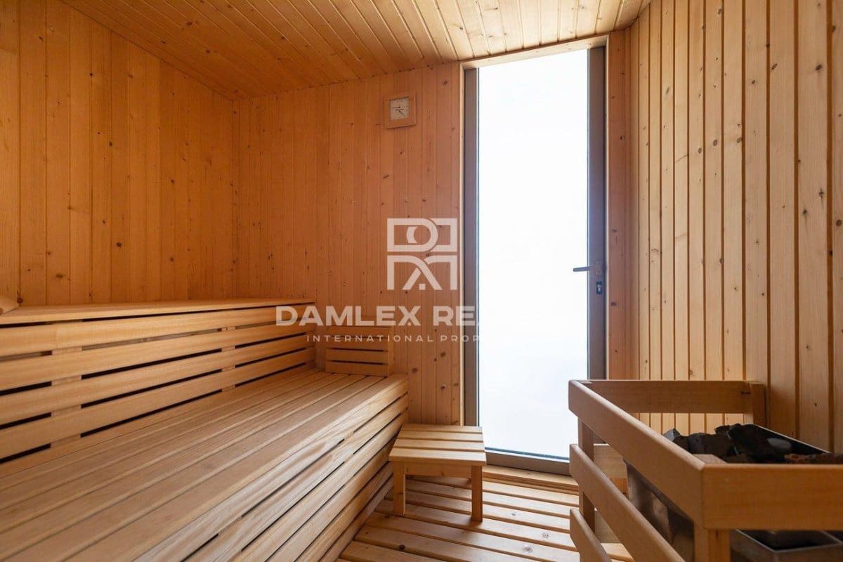 6 bedroom Villa for sale in Tossa de Mar with pool garage - € 2,850,000 (Ref: 6941362)