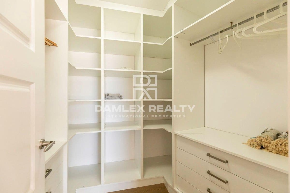 6 bedroom Villa for sale in Tossa de Mar with pool garage - € 2,850,000 (Ref: 6941362)