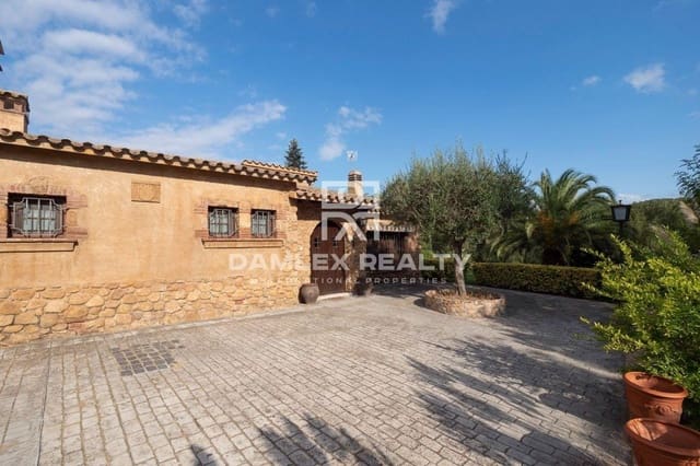 3 camera da letto Villa in vendita in Santa Cristina d'Aro con piscina - 1.300.000 € (Rif: 7128384)