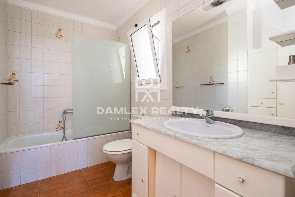 4 slaapkamer Villa te koop in Platja d'Aro met zwembad - € 539.000 (Ref: 7128386)