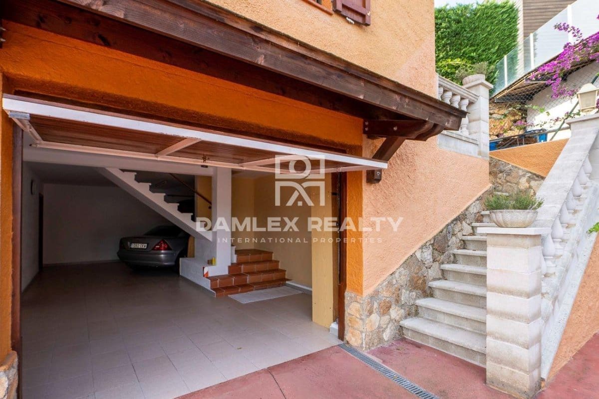 5 chambre Villa/Maison à vendre à Lloret de Mar avec piscine garage - 695 000 € (Ref: 7192539)