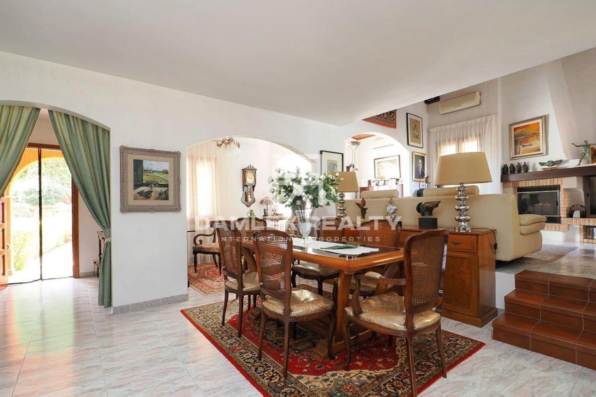 5 chambre Villa/Maison à vendre à Lloret de Mar avec piscine garage - 695 000 € (Ref: 7192539)