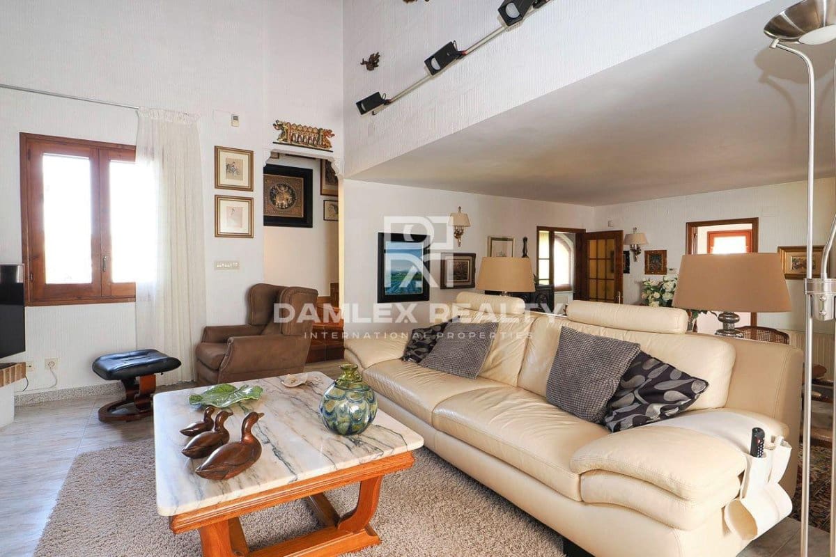 5 chambre Villa/Maison à vendre à Lloret de Mar avec piscine garage - 695 000 € (Ref: 7192539)