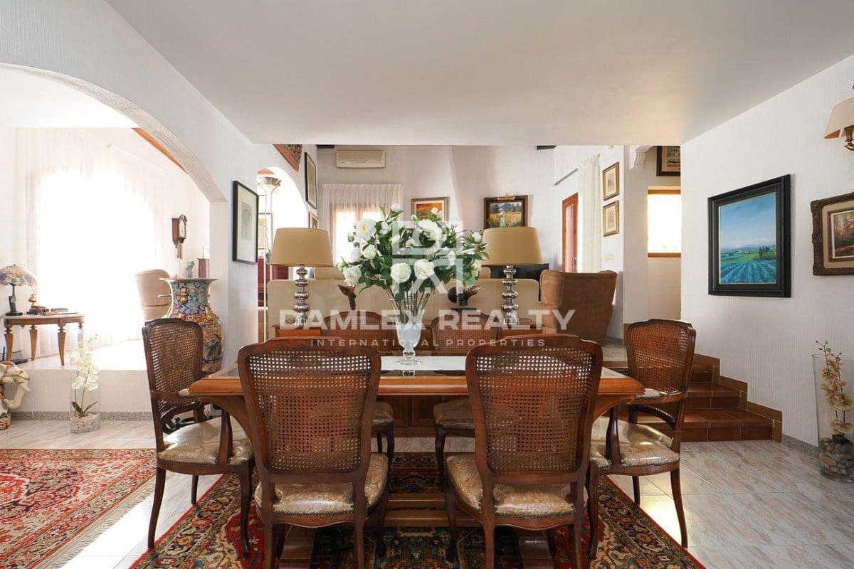 5 chambre Villa/Maison à vendre à Lloret de Mar avec piscine garage - 695 000 € (Ref: 7192539)