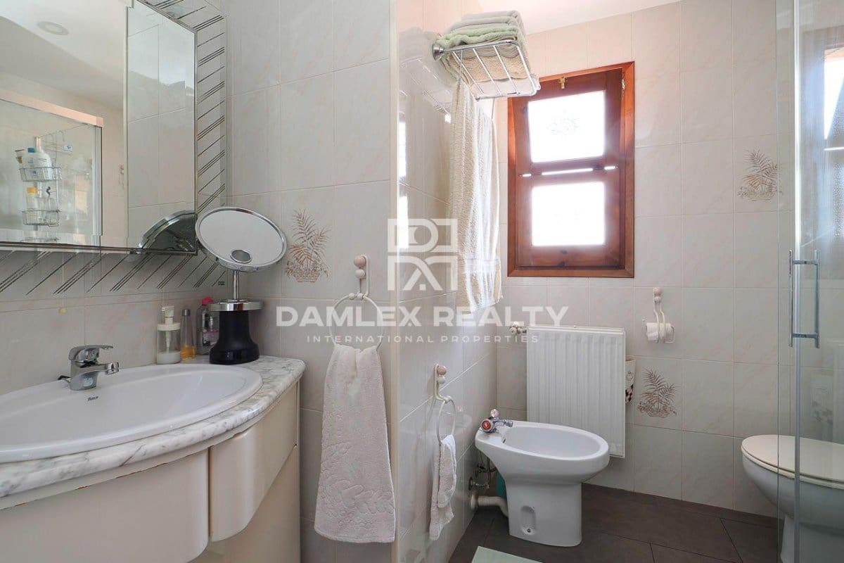 5 chambre Villa/Maison à vendre à Lloret de Mar avec piscine garage - 695 000 € (Ref: 7192539)