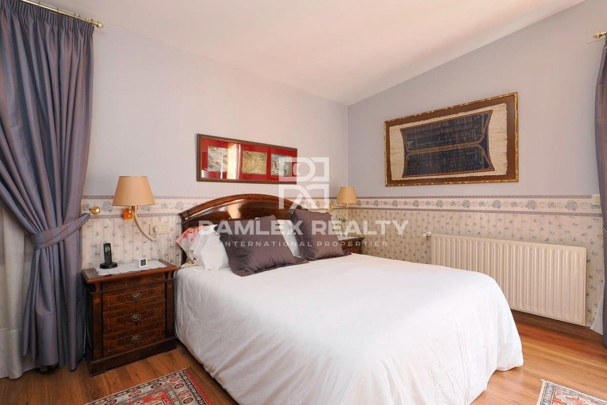 5 chambre Villa/Maison à vendre à Lloret de Mar avec piscine garage - 695 000 € (Ref: 7192539)