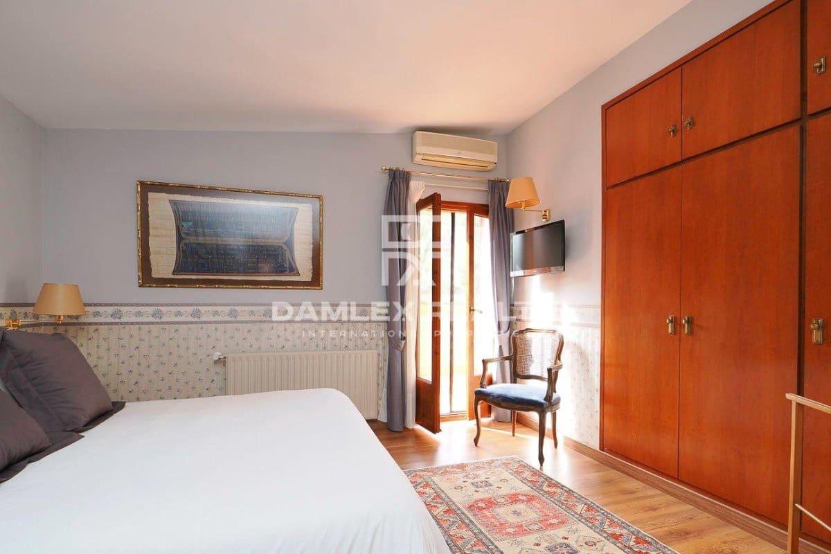 5 chambre Villa/Maison à vendre à Lloret de Mar avec piscine garage - 695 000 € (Ref: 7192539)