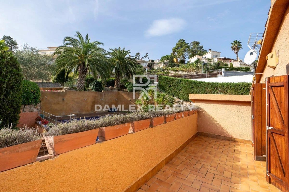 5 chambre Villa/Maison à vendre à Lloret de Mar avec piscine garage - 695 000 € (Ref: 7192539)