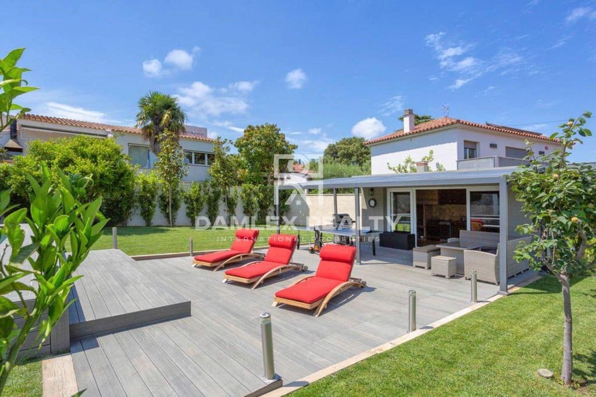 6 slaapkamer Villa te koop in Calonge i Sant Antoni met zwembad - € 1.850.000 (Ref: 7261526)