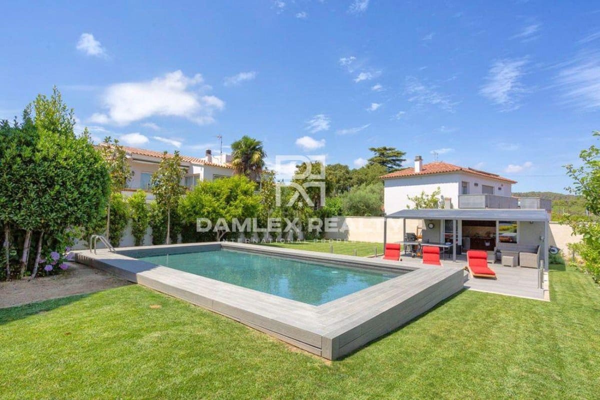 6 slaapkamer Villa te koop in Calonge i Sant Antoni met zwembad - € 1.850.000 (Ref: 7261526)