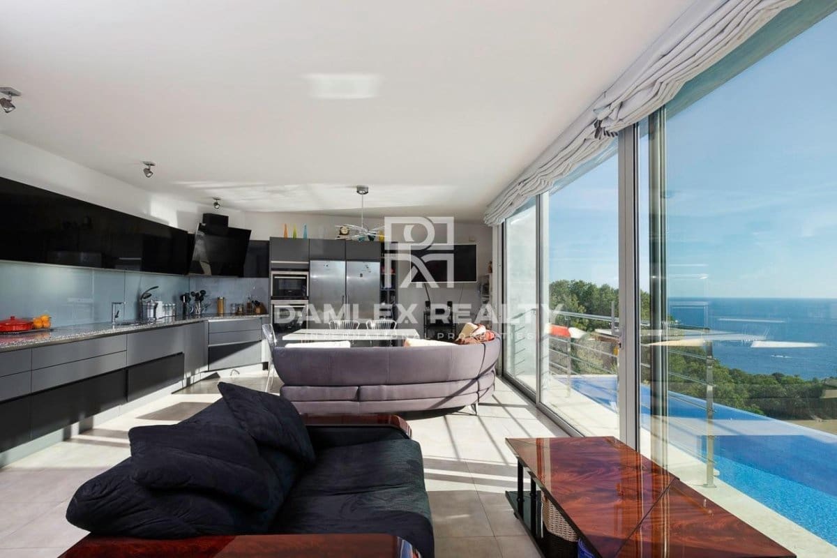 4 soveværelse Villa til salg i Tamariu med swimmingpool - € 1.470.000 (Ref: 7267384)