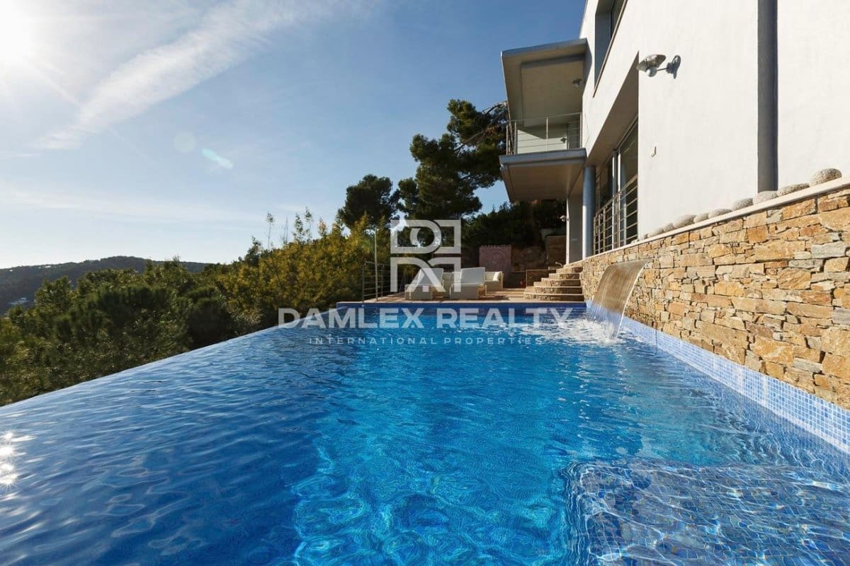 4 soveværelse Villa til salg i Tamariu med swimmingpool - € 1.470.000 (Ref: 7267384)