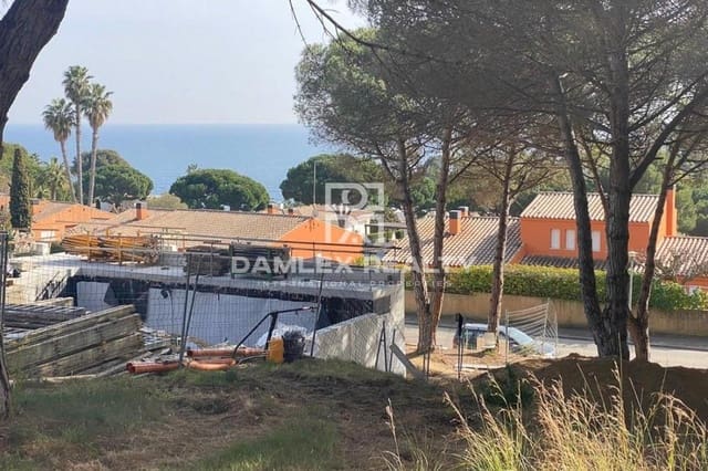 Ubebygd land til salgs i S'Agaro, Castell-Platja d'Aro - € 2 450 000 (Ref: 7431960)