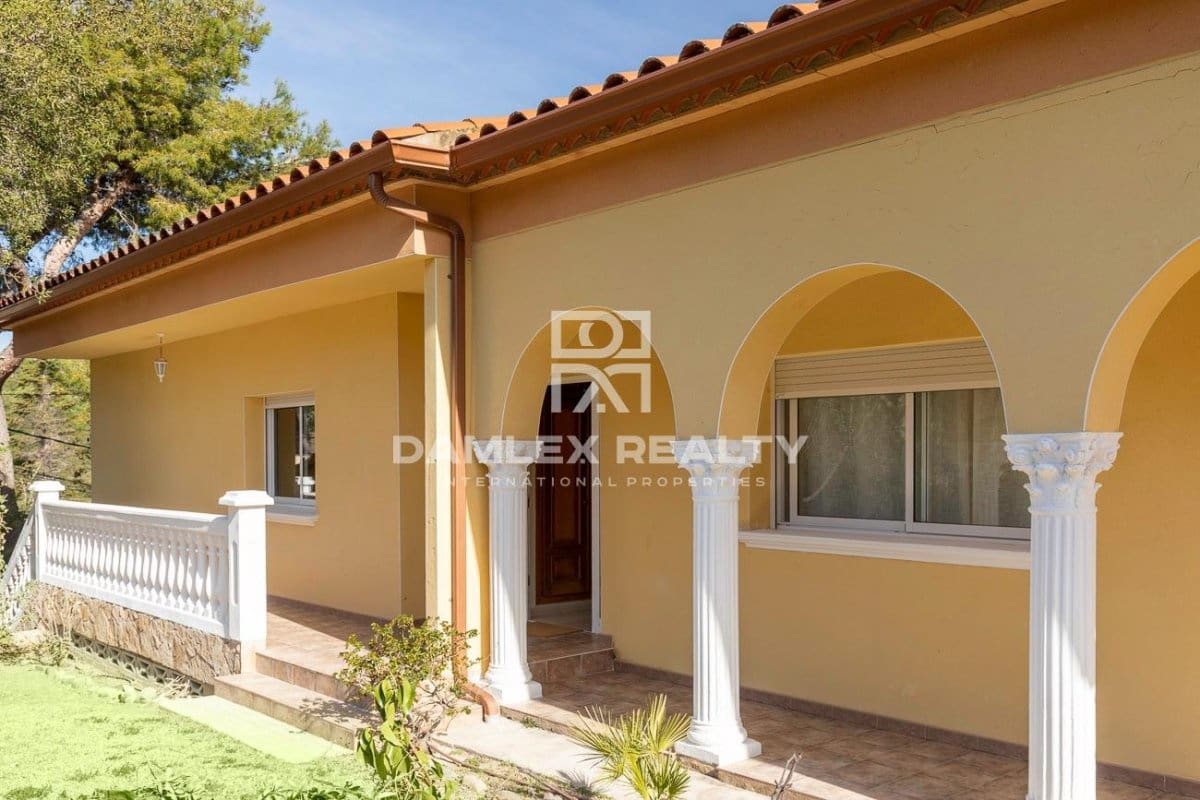 3 bedroom Villa for sale in Platja d'Aro with pool - € 470,000 (Ref: 7451058)