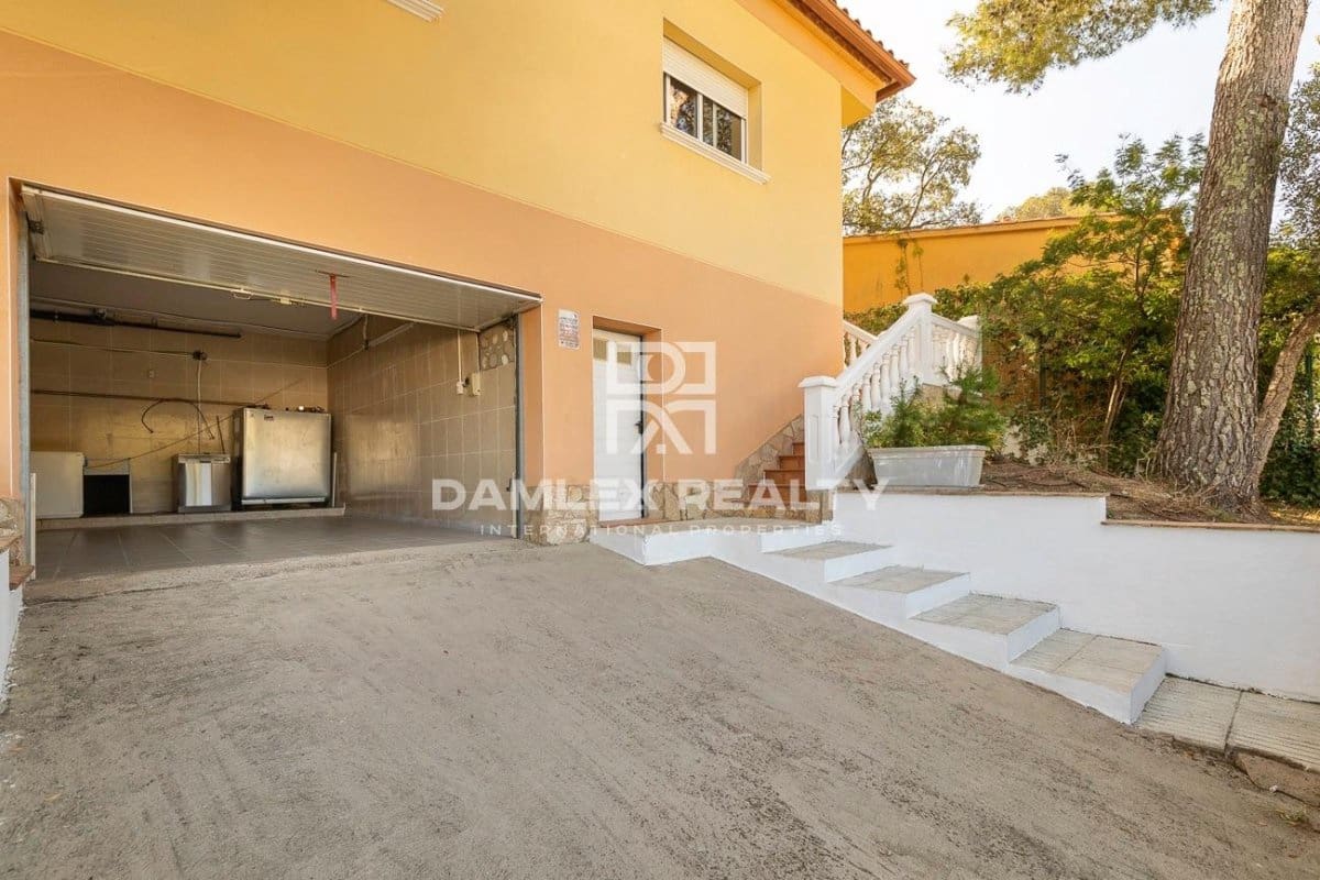 3 bedroom Villa for sale in Platja d'Aro with pool - € 470,000 (Ref: 7451058)