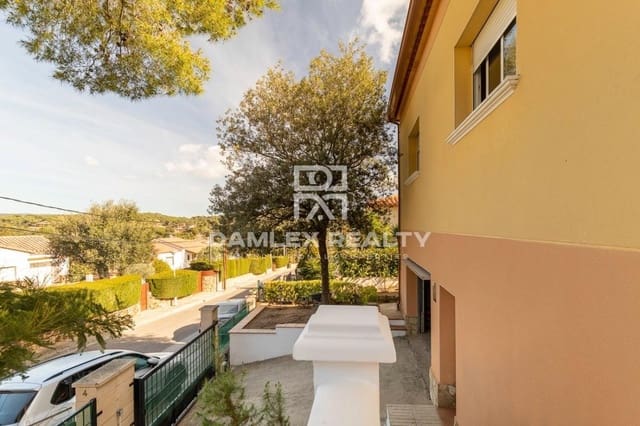 3 bedroom Villa for sale in Platja d'Aro, Castell-Platja d'Aro with pool - € 470,000 (Ref: 7451058)