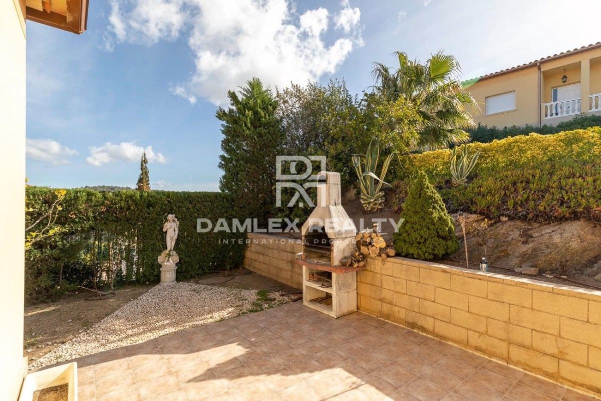 3 bedroom Villa for sale in Platja d'Aro with pool - € 470,000 (Ref: 7451058)