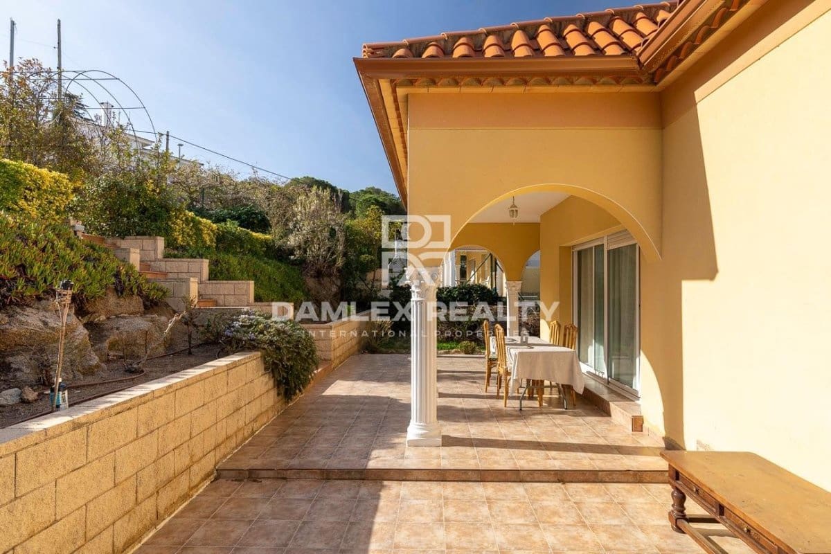 3 bedroom Villa for sale in Platja d'Aro with pool - € 470,000 (Ref: 7451058)