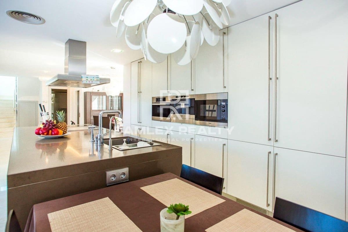 4 camera da letto Villa in vendita in Blanes con piscina garage - 1.600.000 € (Rif: 7463112)