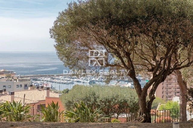 11 bedroom Villa for sale in Sant Feliu de Guíxols with pool - € 7,875,000 (Ref: 7616350)