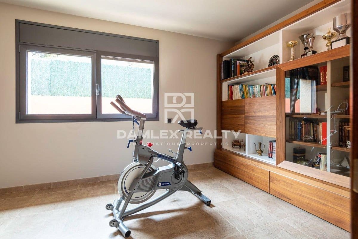 4 slaapkamer Villa te koop in Santa Cristina d'Aro met zwembad - € 2.100.000 (Ref: 7632328)