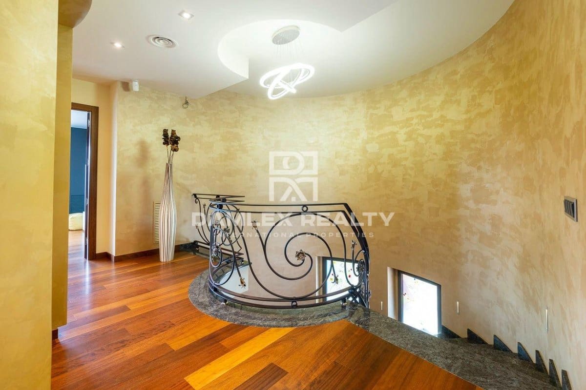 4 slaapkamer Villa te koop in Santa Cristina d'Aro met zwembad - € 2.100.000 (Ref: 7632328)