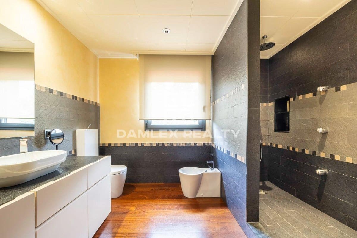 4 slaapkamer Villa te koop in Santa Cristina d'Aro met zwembad - € 2.100.000 (Ref: 7632328)