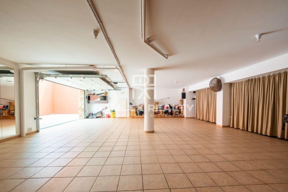 4 slaapkamer Villa te koop in Santa Cristina d'Aro met zwembad - € 2.100.000 (Ref: 7632328)