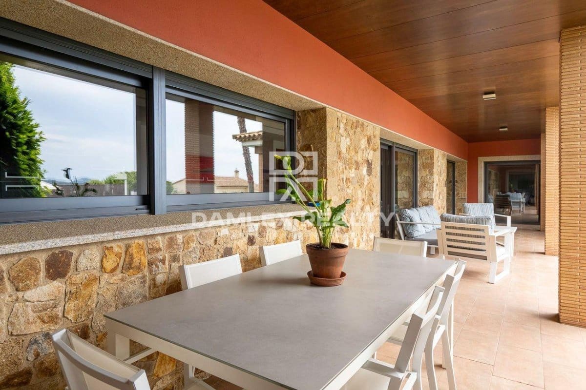 4 slaapkamer Villa te koop in Santa Cristina d'Aro met zwembad - € 2.100.000 (Ref: 7632328)