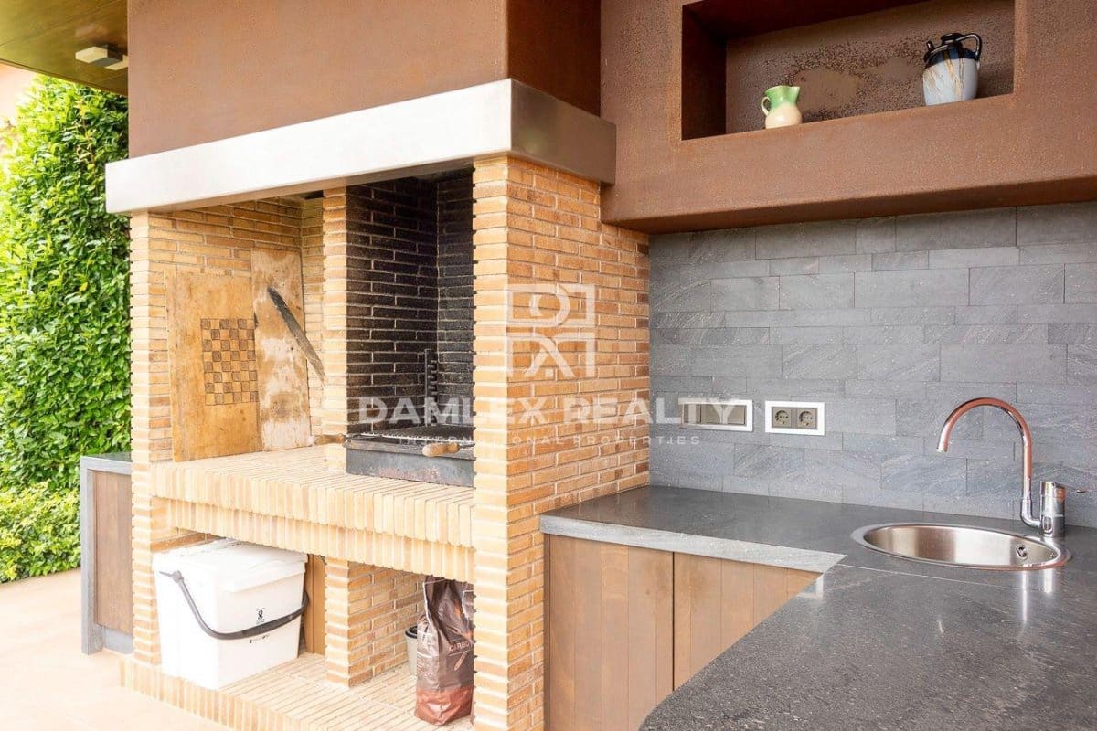 4 slaapkamer Villa te koop in Santa Cristina d'Aro met zwembad - € 2.100.000 (Ref: 7632328)