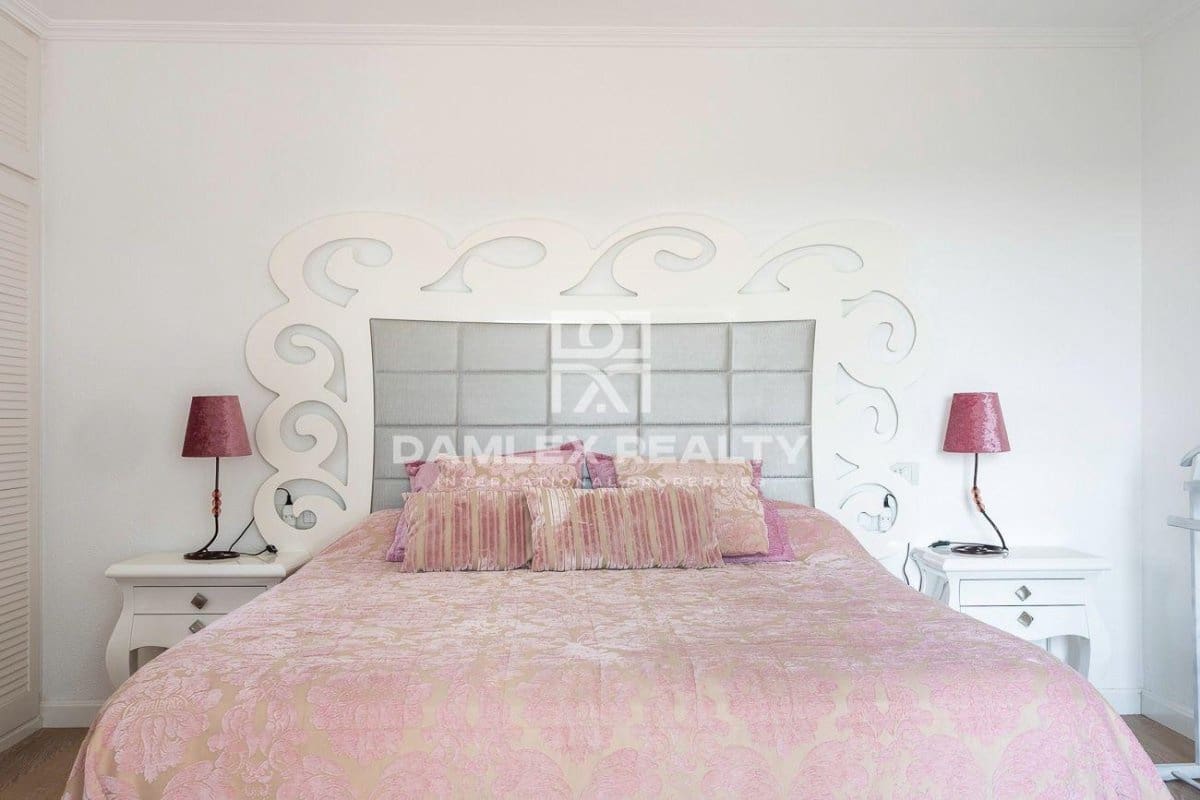 5 soveværelse Villa til salg i Lloret de Mar med swimmingpool garage - € 699.000 (Ref: 7642148)