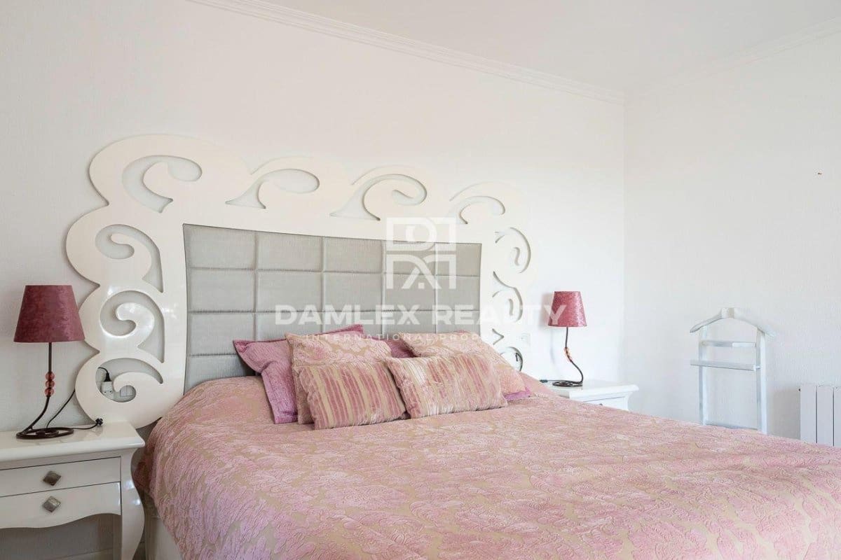 5 soveværelse Villa til salg i Lloret de Mar med swimmingpool garage - € 699.000 (Ref: 7642148)