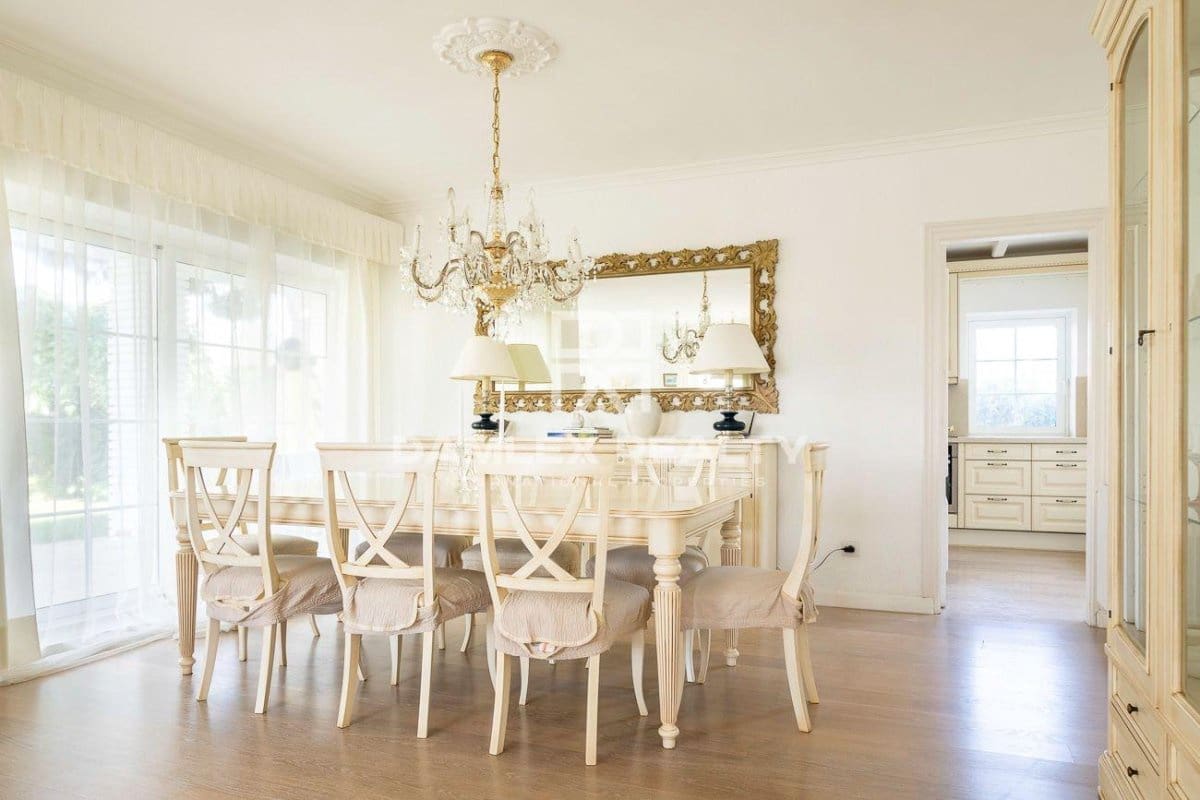 5 soveværelse Villa til salg i Lloret de Mar med swimmingpool garage - € 699.000 (Ref: 7642148)