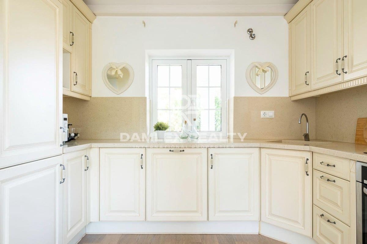 5 soveværelse Villa til salg i Lloret de Mar med swimmingpool garage - € 699.000 (Ref: 7642148)