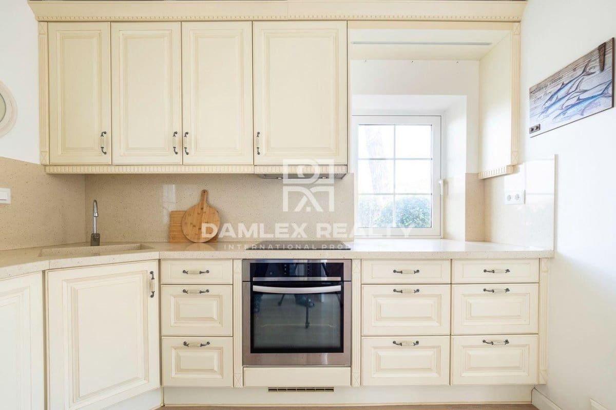 5 soveværelse Villa til salg i Lloret de Mar med swimmingpool garage - € 699.000 (Ref: 7642148)