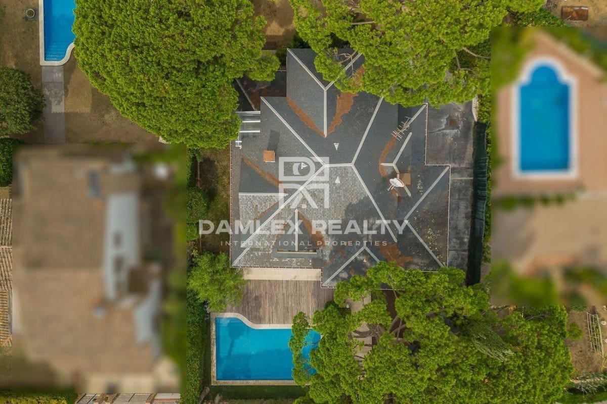 5 soveværelse Villa til salg i Lloret de Mar med swimmingpool garage - € 699.000 (Ref: 7642148)