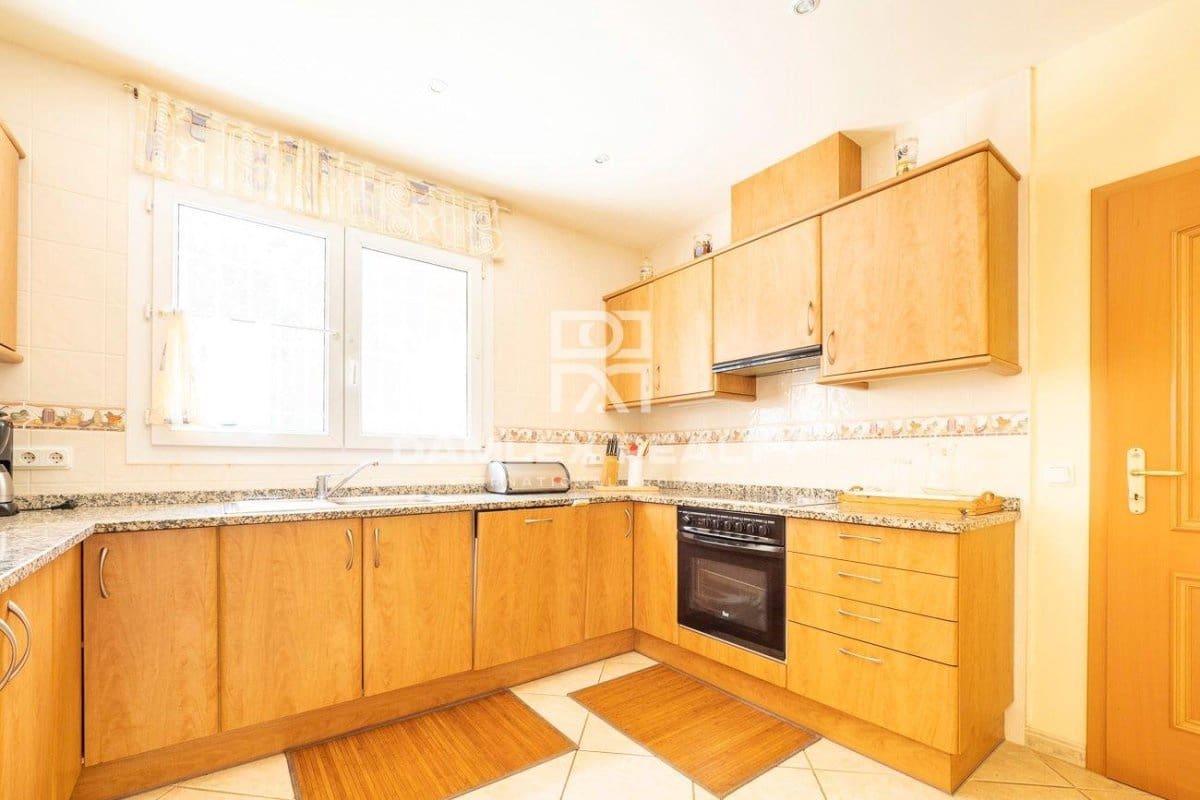 4 chambre Villa/Maison à vendre à Santa Cristina d'Aro avec piscine - 630 000 € (Ref: 7683586)