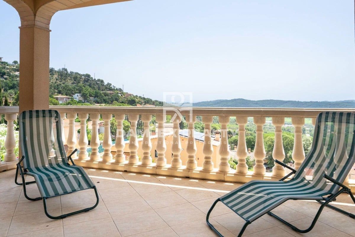 4 chambre Villa/Maison à vendre à Santa Cristina d'Aro avec piscine - 630 000 € (Ref: 7683586)