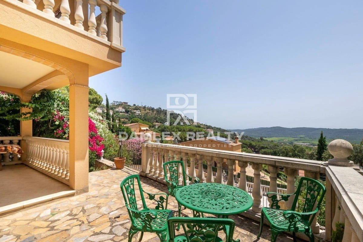 4 chambre Villa/Maison à vendre à Santa Cristina d'Aro avec piscine - 630 000 € (Ref: 7683586)