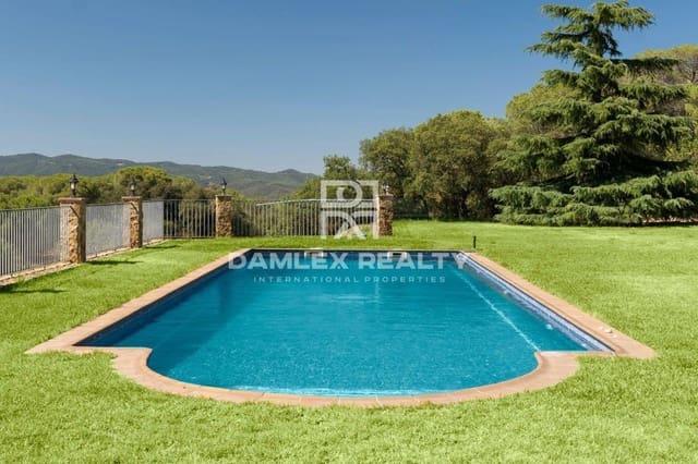 5 Zimmer Villa zu verkaufen in Platja d'Aro, Castell-Platja d'Aro mit Pool - 2.250.000 € (Ref: 7738050)