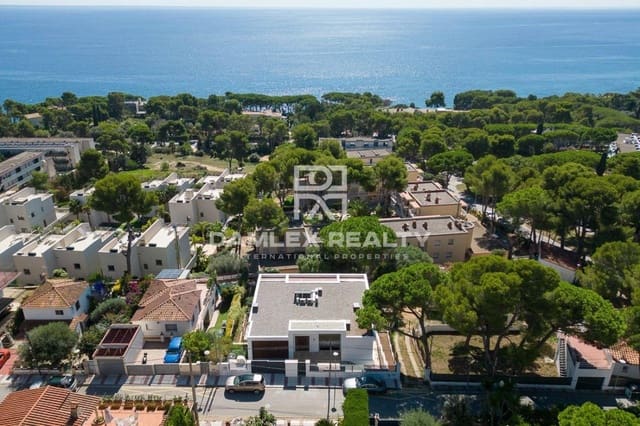 4 sovrum Villa till salu i Platja d'Aro, Castell-Platja d'Aro med pool - 2 200 000 € (Ref: 7777999)