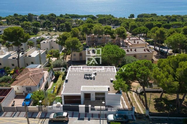 4 sovrum Villa till salu i Platja d'Aro, Castell-Platja d'Aro med pool - 2 200 000 € (Ref: 7777999)