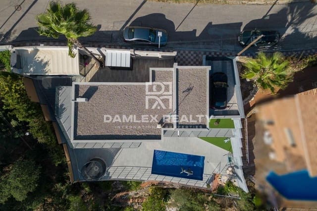 5 slaapkamer Villa te koop in Lloret de Mar met zwembad garage - € 1.230.000 (Ref: 7850626)