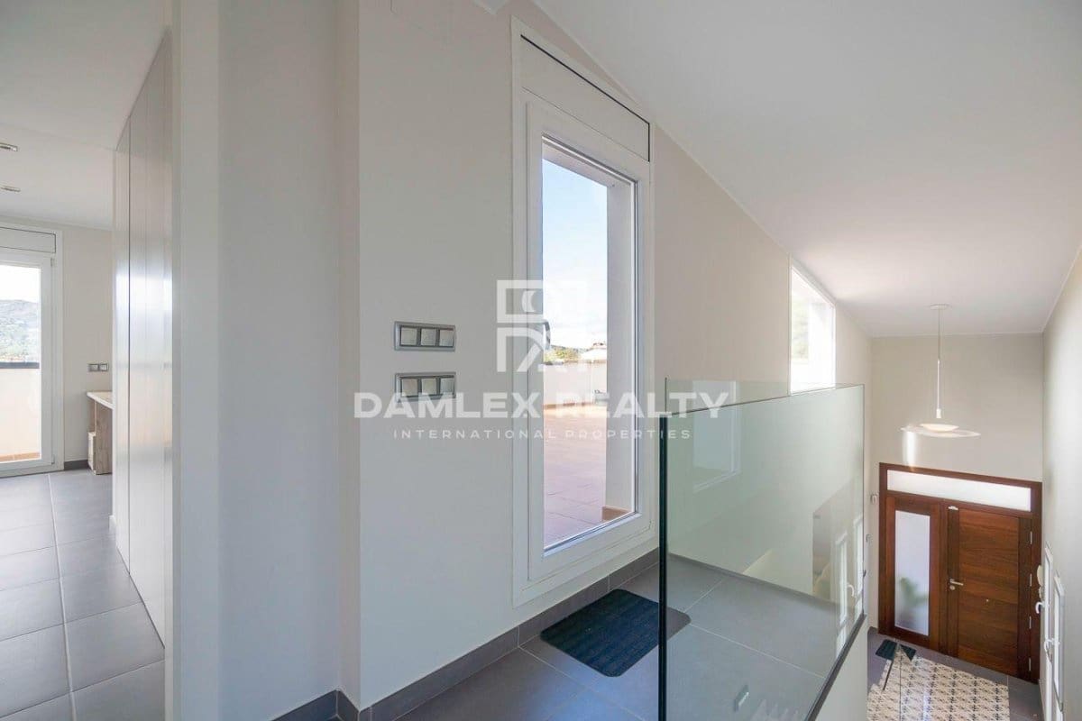 4 camera da letto Villa in vendita in Santa Cristina d'Aro - 875.000 € (Rif: 7865439)