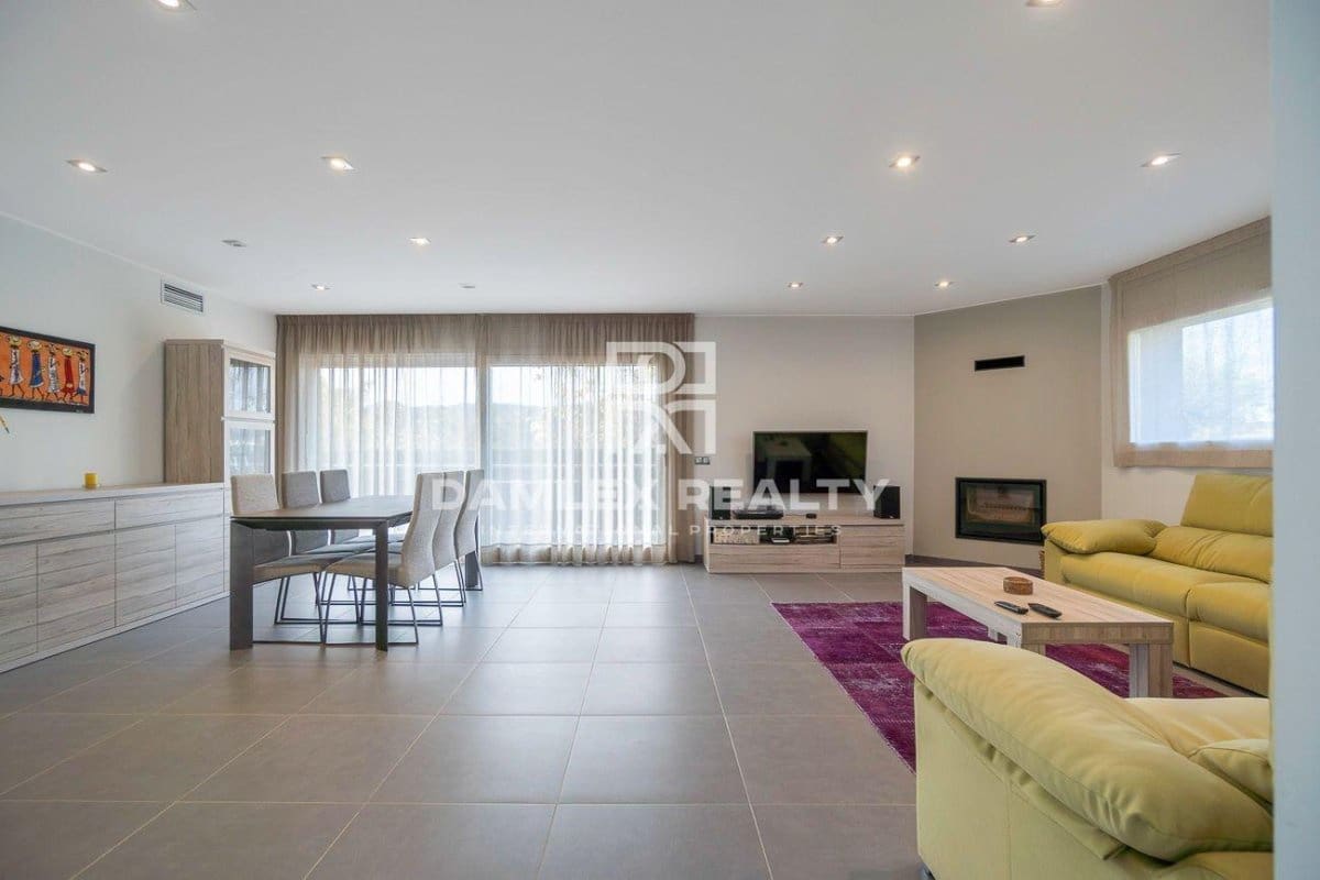 4 camera da letto Villa in vendita in Santa Cristina d'Aro - 875.000 € (Rif: 7865439)