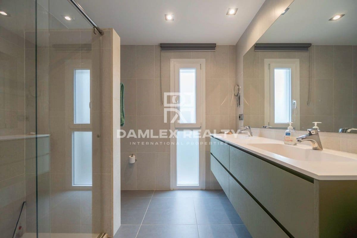 4 camera da letto Villa in vendita in Santa Cristina d'Aro - 875.000 € (Rif: 7865439)