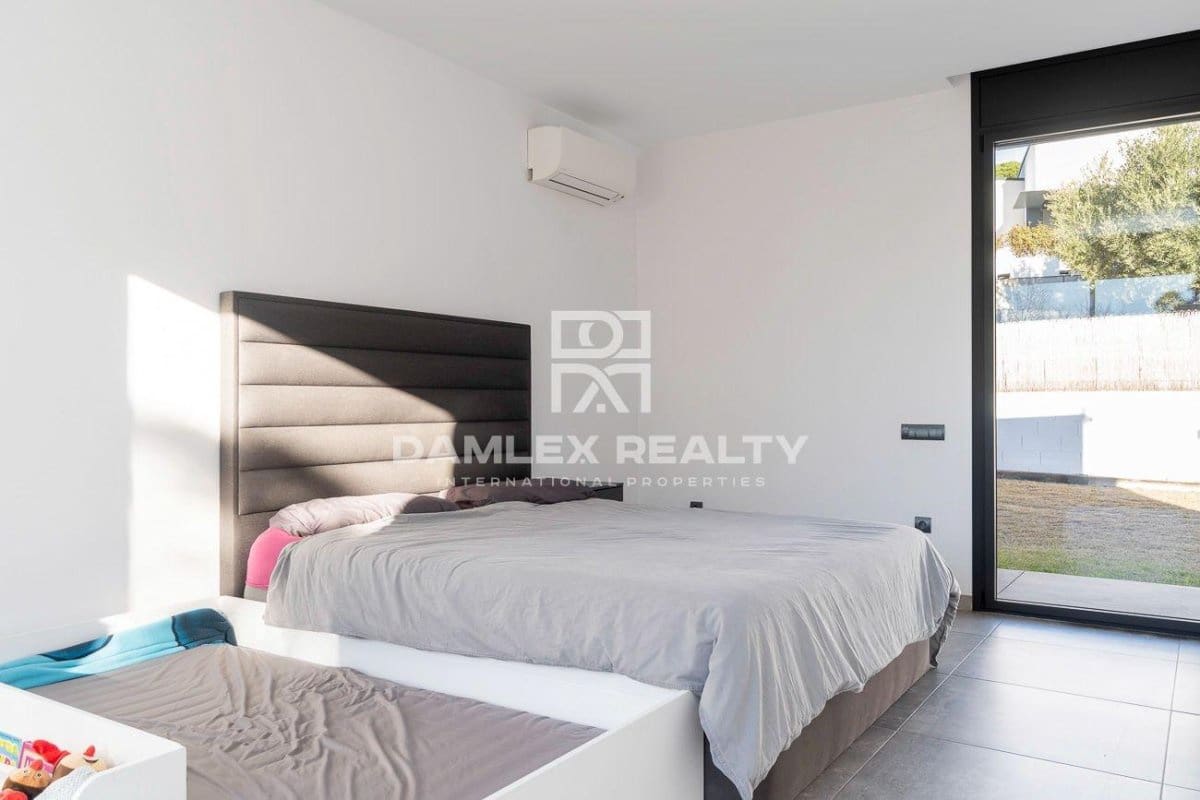 3 soveværelse Villa til salg i Platja d'Aro - € 1.000.000 (Ref: 7988088)