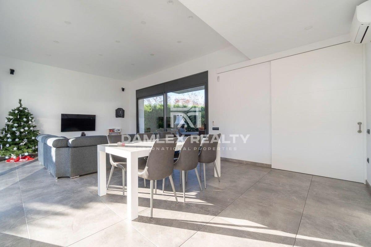 3 soveværelse Villa til salg i Platja d'Aro - € 1.000.000 (Ref: 7988088)